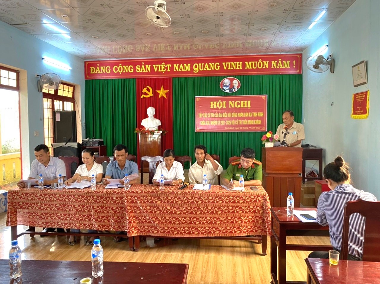 Hội đồng nhân dân xã Tịnh Minh, khoá XIII, nhiệm kỳ 2021 - 2026 tiếp xúc cử tri trước kỳ họp thứ 6 (Thường kỳ cuối năm 2022)